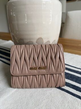 Miu Miu  Matelassé Leather Compact Wallet with Gold Logo